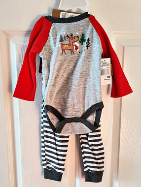 Baby Essentials 4 Piece Christmas Reindeer Holiday Set Baby 9M